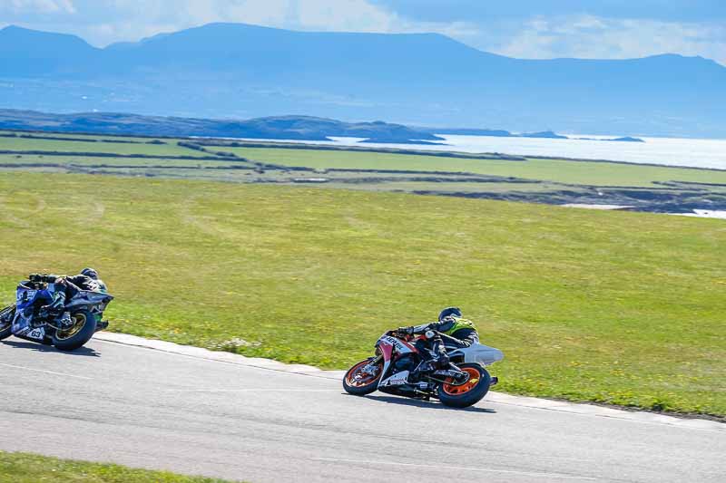 anglesey no limits trackday;anglesey photographs;anglesey trackday photographs;enduro digital images;event digital images;eventdigitalimages;no limits trackdays;peter wileman photography;racing digital images;trac mon;trackday digital images;trackday photos;ty croes